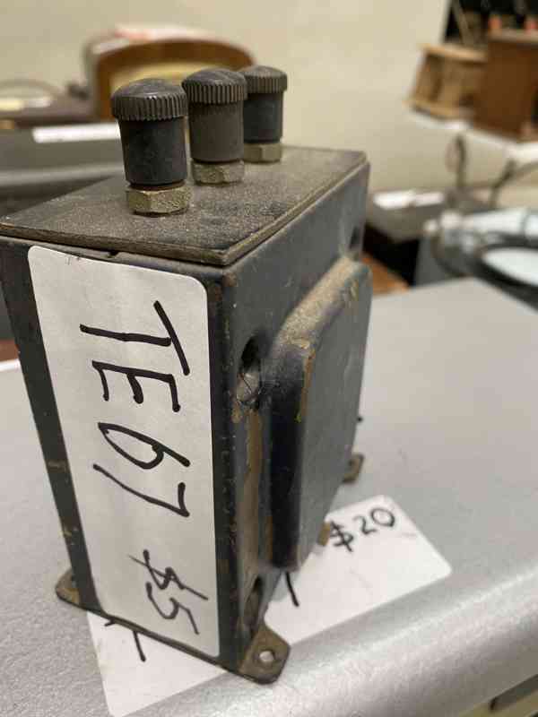 Stacks Image 1828